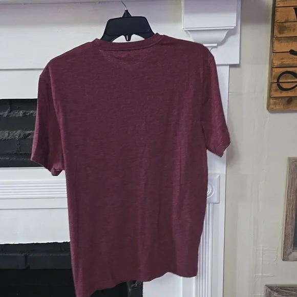 J. Crew Men's Maroon T-Shirt - Picture 8 of 8